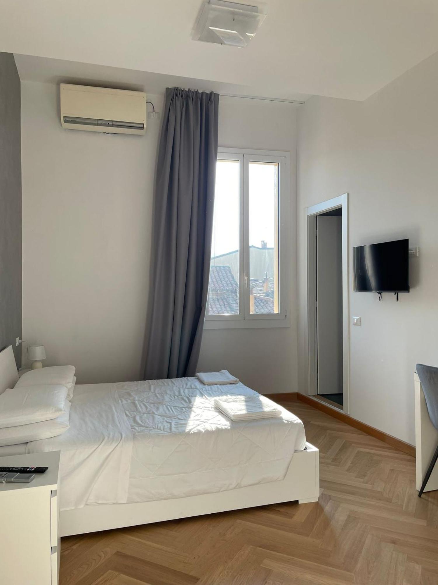 Le Suites Dell'Edera โบโลญญา ภายนอก รูปภาพ
