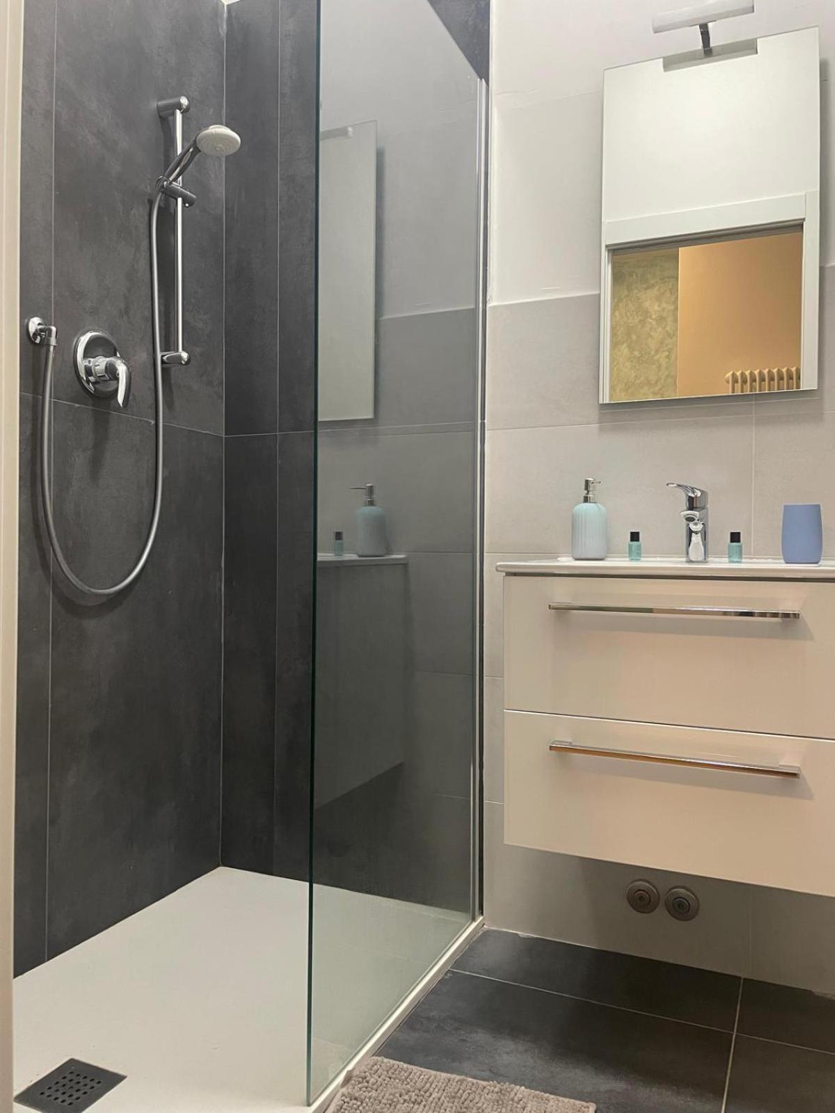 Le Suites Dell'Edera โบโลญญา ภายนอก รูปภาพ